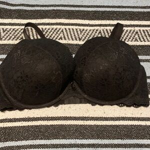 Black Lace push-up, underwire 40DDD bra from Torrid